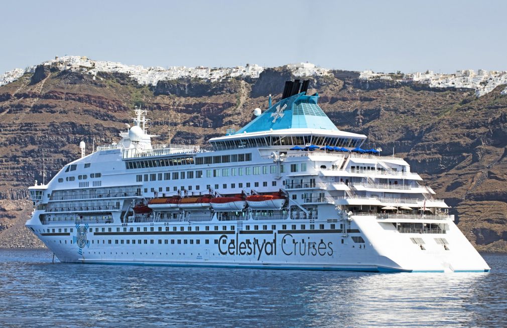 Η Σύρος ως νέος προορισμός και ολοήμερη παραμονή στη Σαντορίνη στις κρουαζιέρες της &#039;&#039;Celestyal Cruises&#039;&#039;
