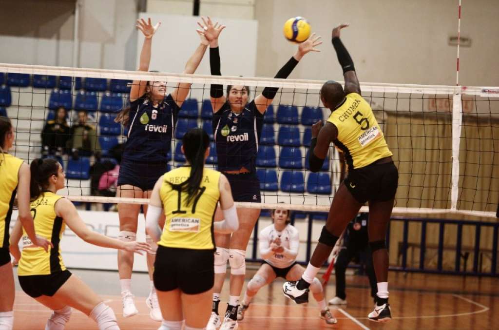 Volley League Γυναικών: Ο ΑΟ Θήρας έφυγε με τη νίκη από τη Θεσσαλονίκη κόντρα στον Άρη