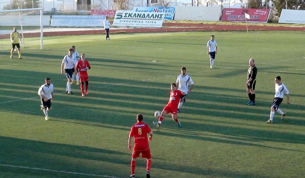 Φωτογραφία από τον τελικο Κυπέλλου στις 1 Μαρτίου του 2015, όπου οι δύο ομάδες συναντήθηκαν για τελευταία φορά
