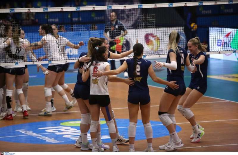 Volleyleague Γυναικών: Ο ΑΟ Θήρας ηττήθηκε στο Μαρκόπουλο αλλά παρέμεινε στην 3η θέση