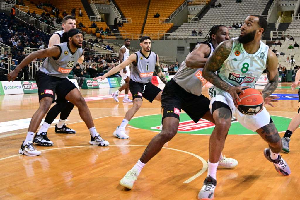 Basket League: Ο Παναθηναϊκός επικράτησε εύκολα της ΑΕΚ στο ντέρμπι της Αθήνας