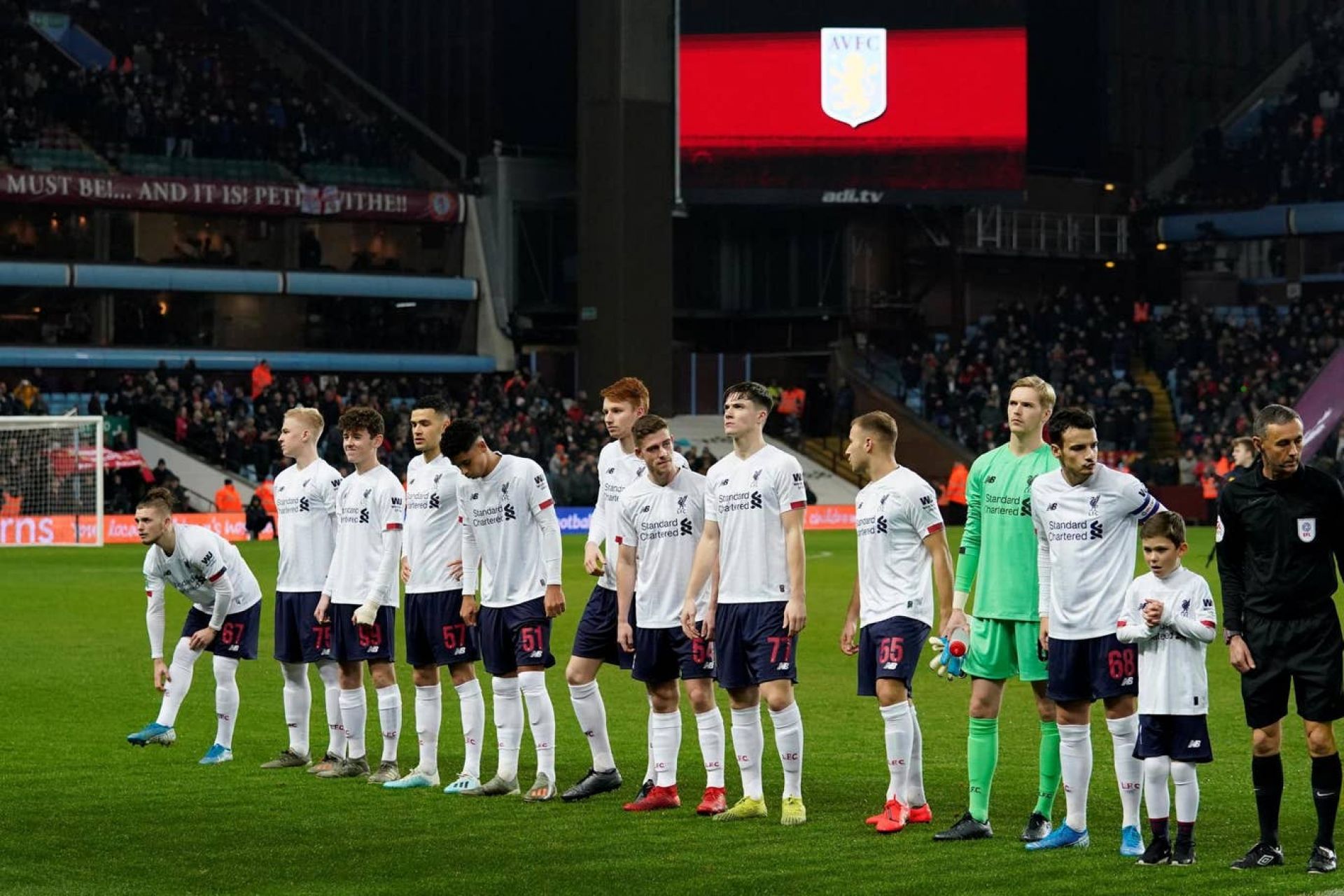 Γλυκιά ήττα για τα πιτσιρίκια | Aston Villa 5-0 Liverpool: Match Review
