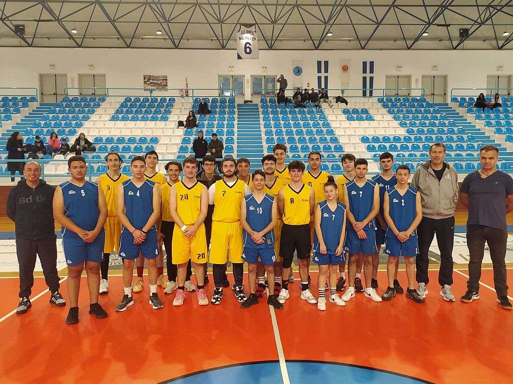 Χαρά και συγκίνηση από την πρώτη συμμετοχή του Γυμνάσιου Ανάφης στο σχολικό πρωτάθλημα μπάσκετ Κυκλάδων